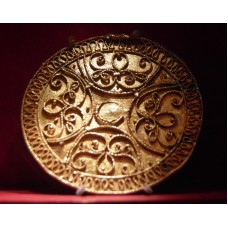 Half circles forming a cross, swirls